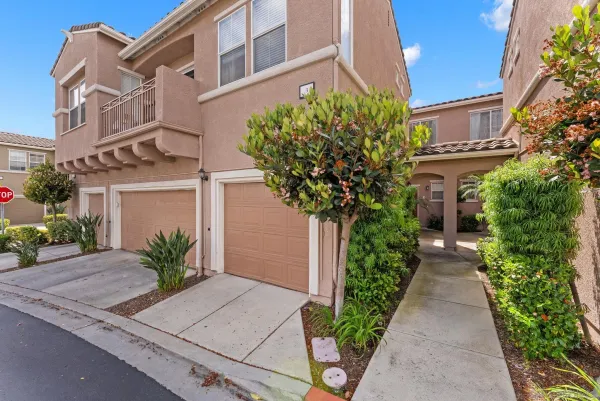 $649,999 | 814 Caminito Francisco, Unit 3, Chula Vista, CA 91913