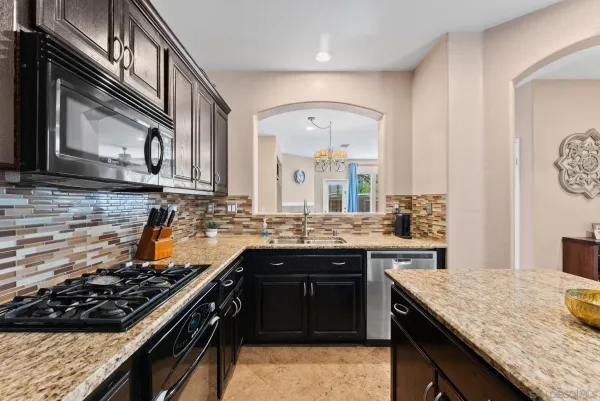 $649,999 | 814 Caminito Francisco, Unit 3, Chula Vista, CA 91913