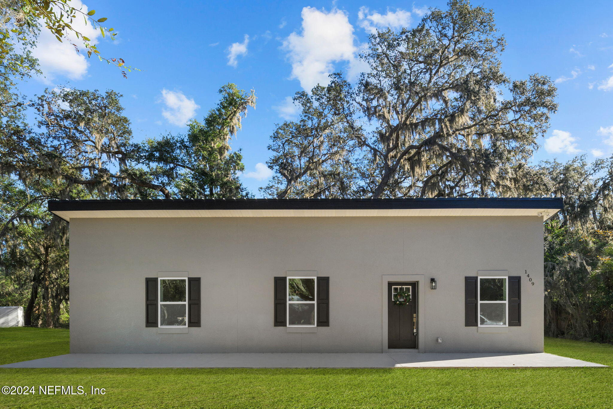 1409 High Street Palatka, FL 32177 - Photo 17 of 23 a view of outdoor space yard and balcony