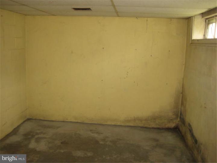 2881 Cushing Road Camden, NJ 08104 - Photo 5 of 10