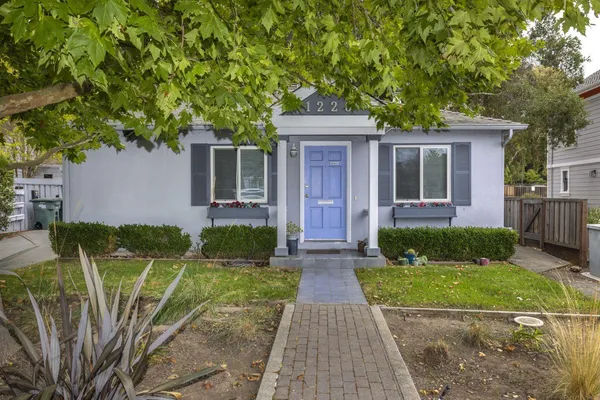 $2,995,950 | 1220 6th Avenue, Belmont, CA 94002