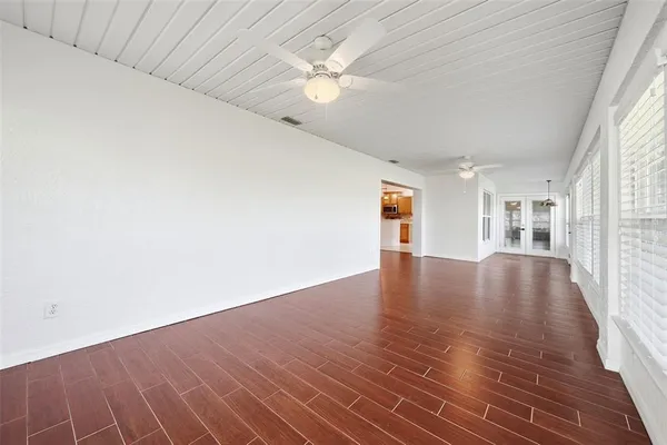 $450,000 | 3333 Site To See Avenue, Eustis, FL 32726