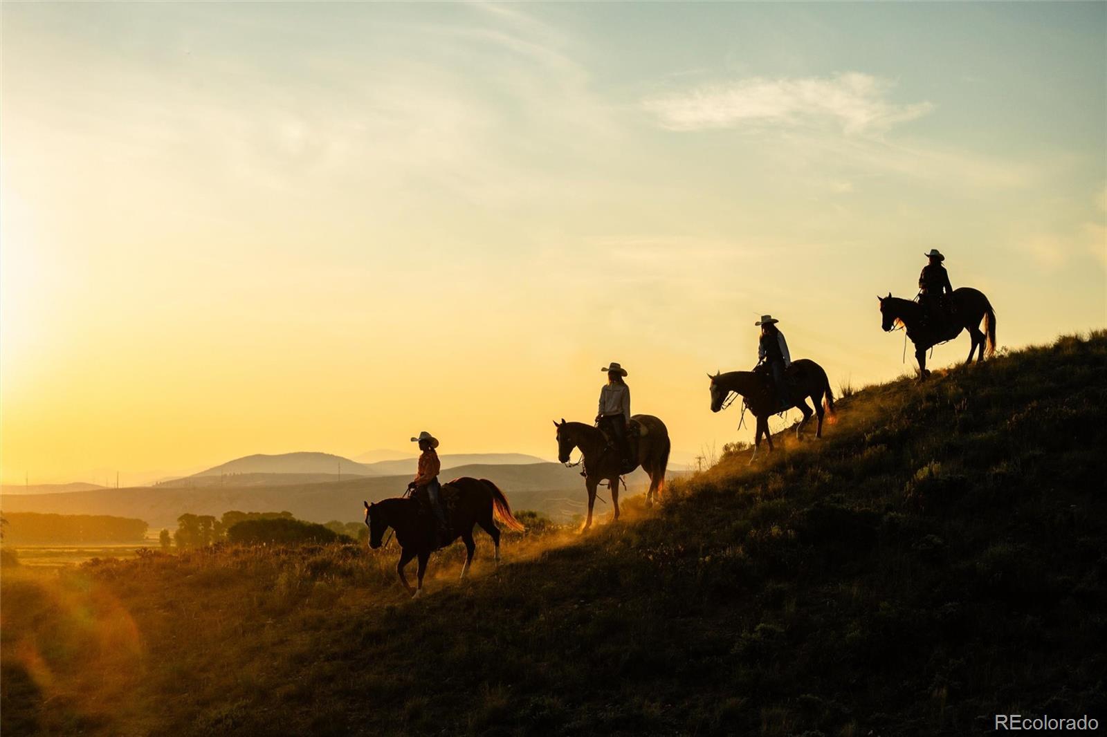 a view of a lot of people and mountains