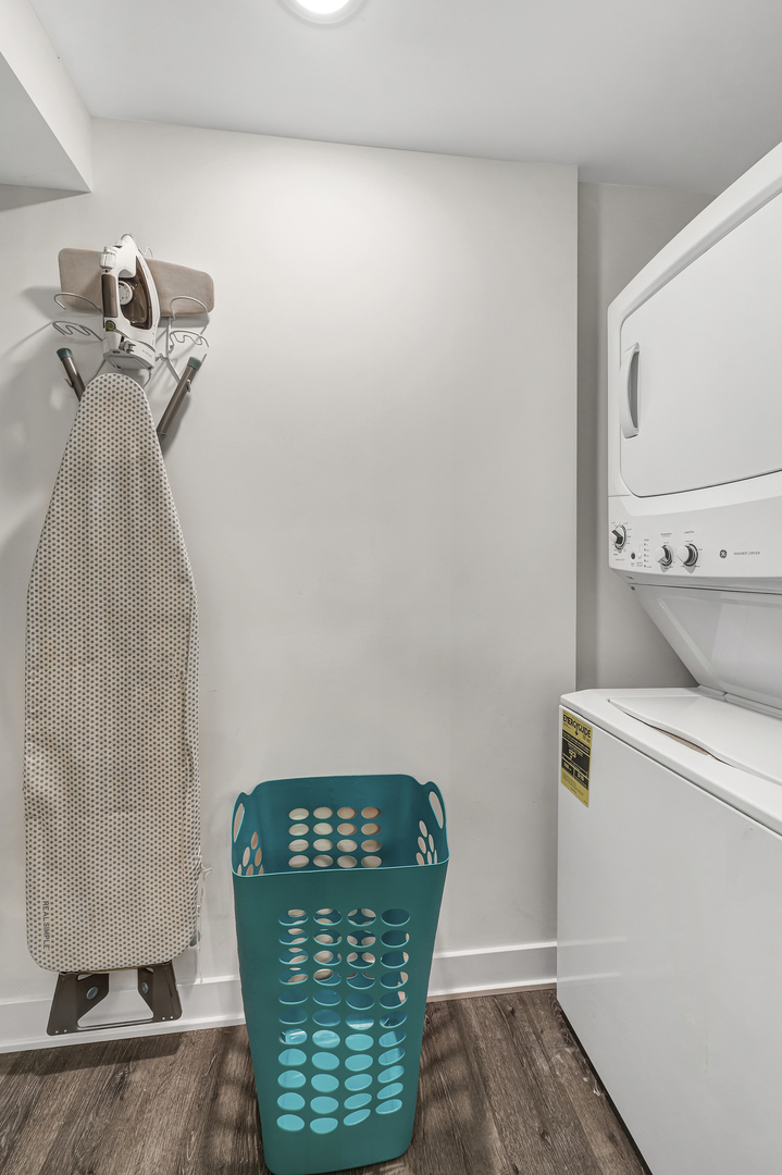 2440 West 24th Place, Unit 1F Chicago, IL 60608 - Photo 19 of 22