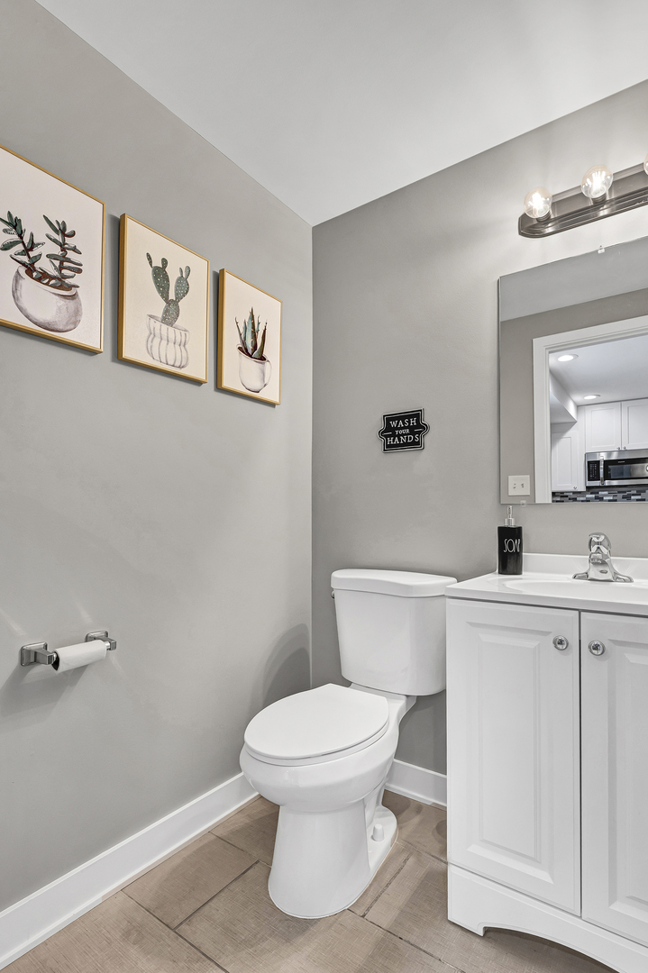 2440 West 24th Place, Unit 1F Chicago, IL 60608 - Photo 6 of 22