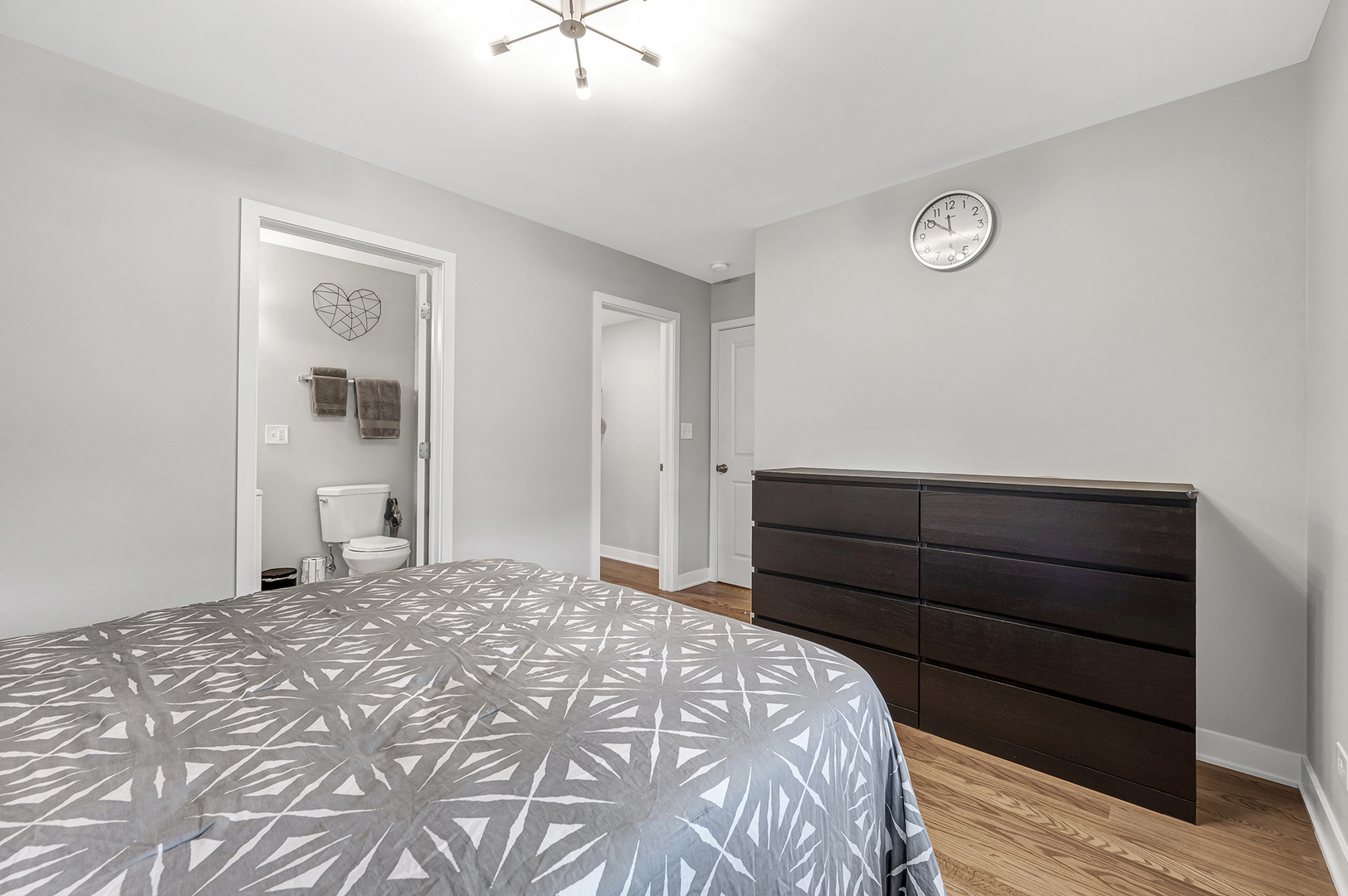 2440 West 24th Place, Unit 1F Chicago, IL 60608 - Photo 8 of 22