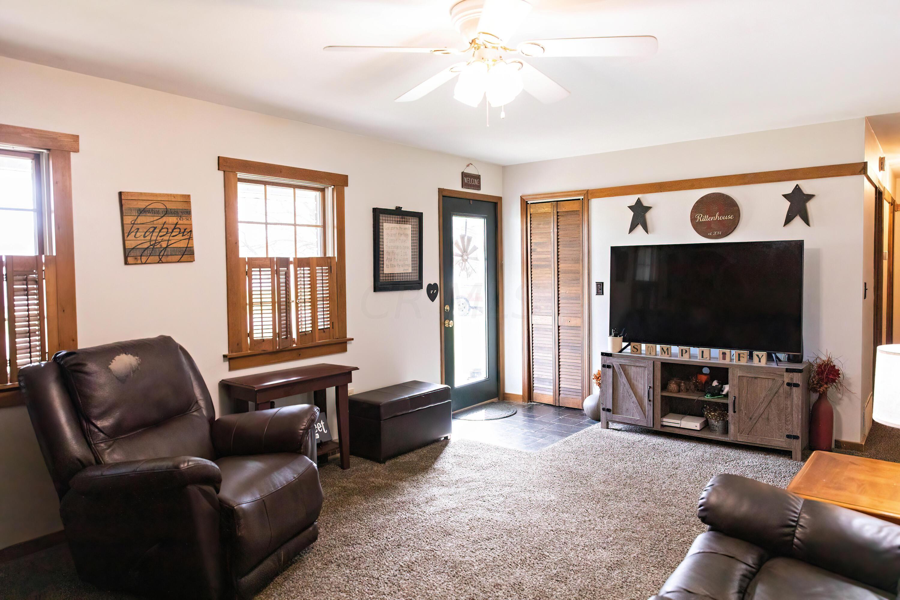 71 Sunset Road Londonderry, OH 45647 - Photo 7 of 46 007