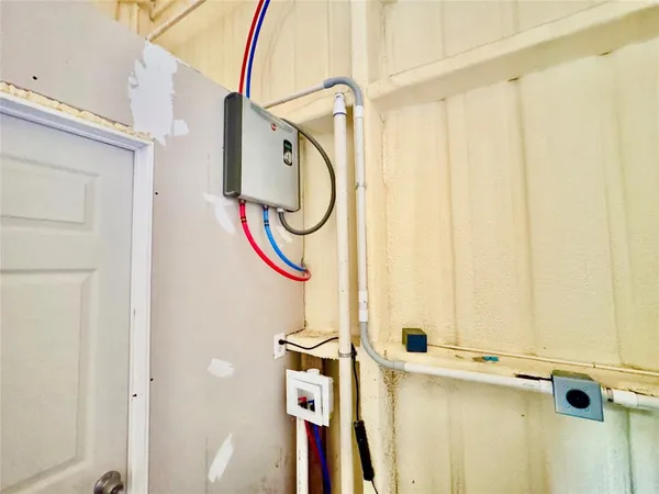 $1,600,000 | 2377 Fm 36 Street North, Celeste, TX 75423