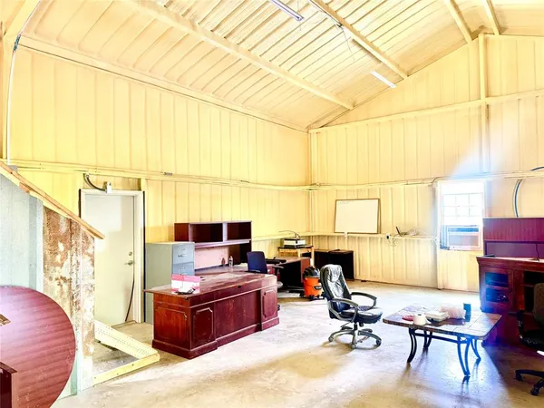 $1,600,000 | 2377 Fm 36 Street North, Celeste, TX 75423