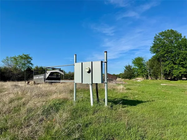 $1,600,000 | 2377 Fm 36 Street North, Celeste, TX 75423