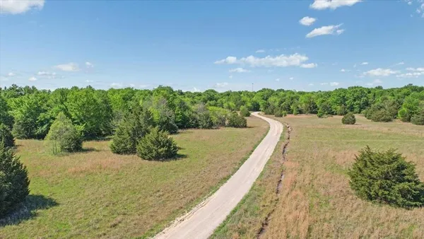 $1,600,000 | 2377 Fm 36 Street North, Celeste, TX 75423