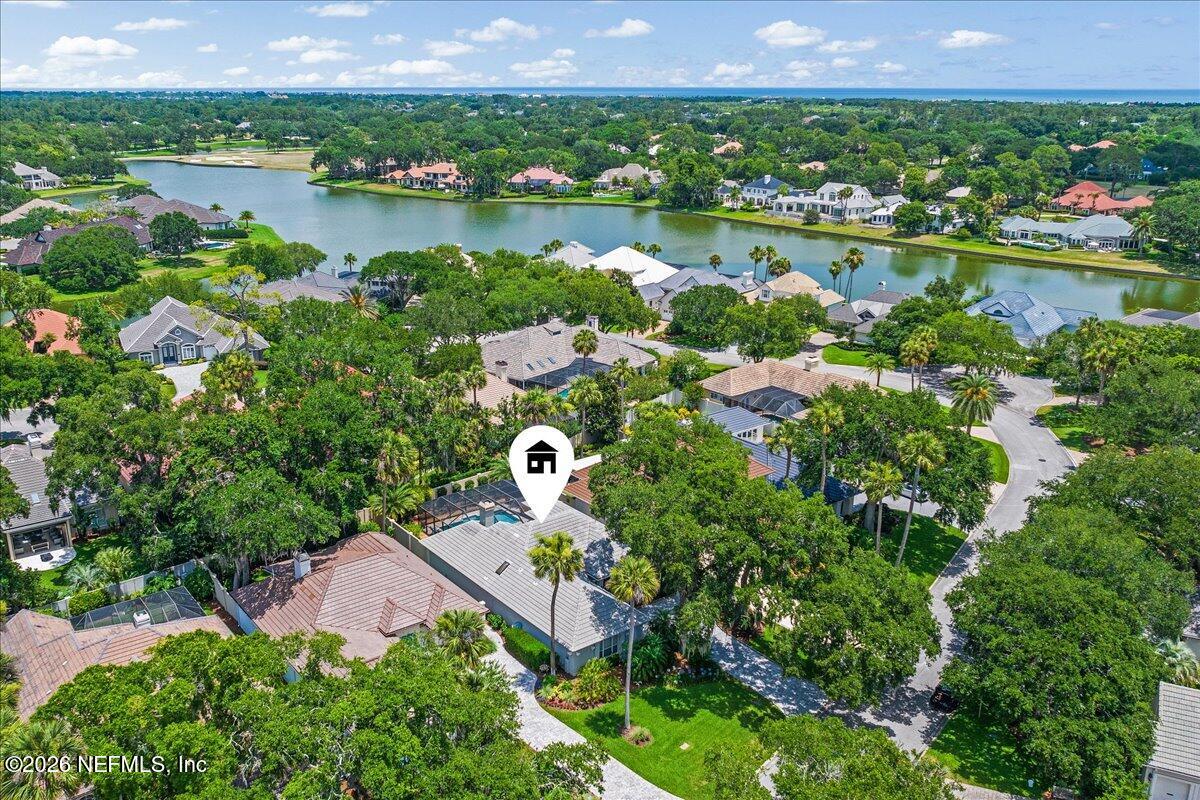 189 Laurel Lane Ponte Vedra Beach, FL 32082 - Photo 4 of 31 a view of a lake with a city