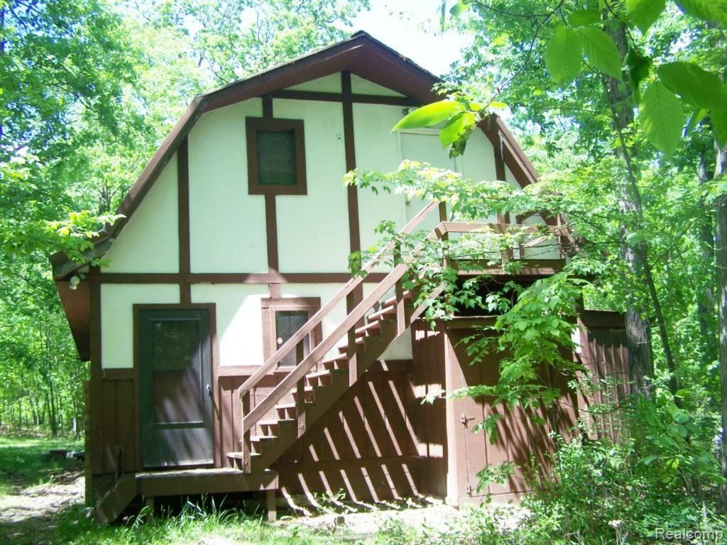 2800 Pineway Trail Howell, MI 48855 - Photo 29 of 30 100_8873.jpg