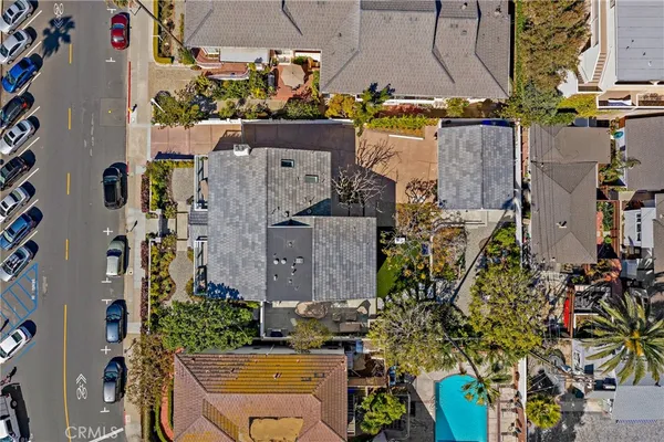 $30,000 | 450 Cliff Drive, Laguna Beach, CA 92651