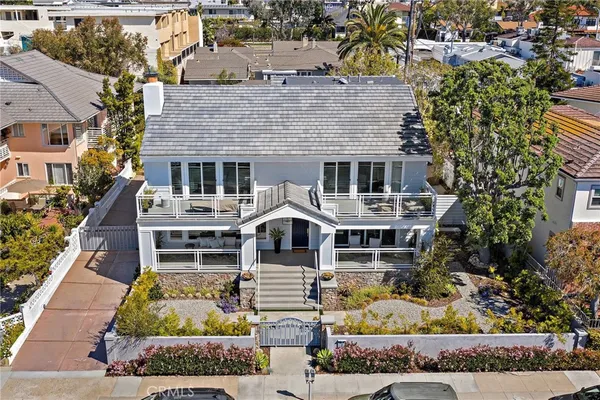 $30,000 | 450 Cliff Drive, Laguna Beach, CA 92651