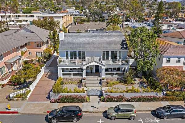 $30,000 | 450 Cliff Drive, Laguna Beach, CA 92651