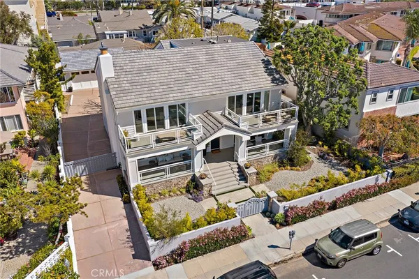 $30,000 | 450 Cliff Drive, Laguna Beach, CA 92651