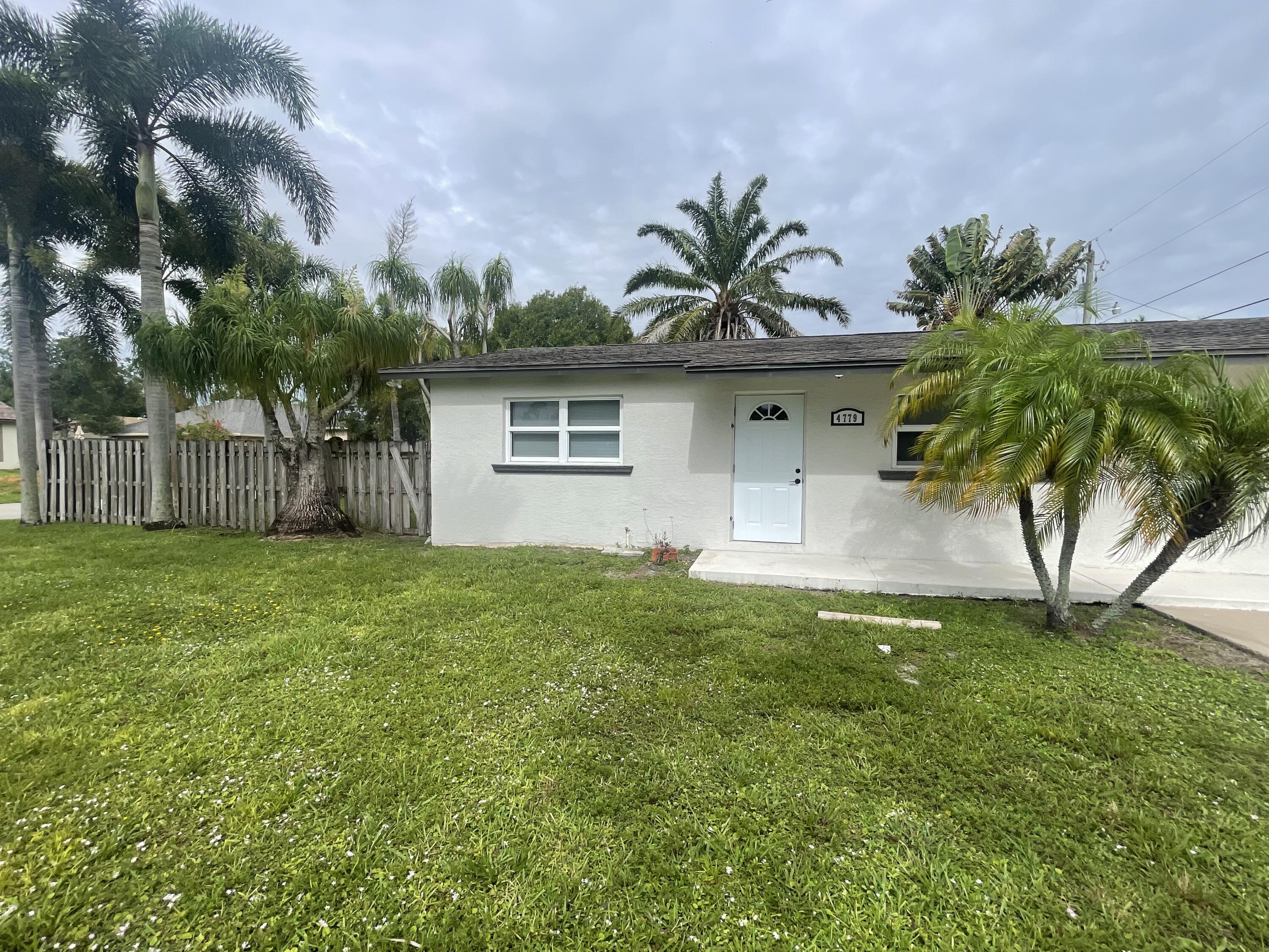 4779 Bonanza Road Lake Worth, FL 33467 - Photo 1 of 15 IMG_1908