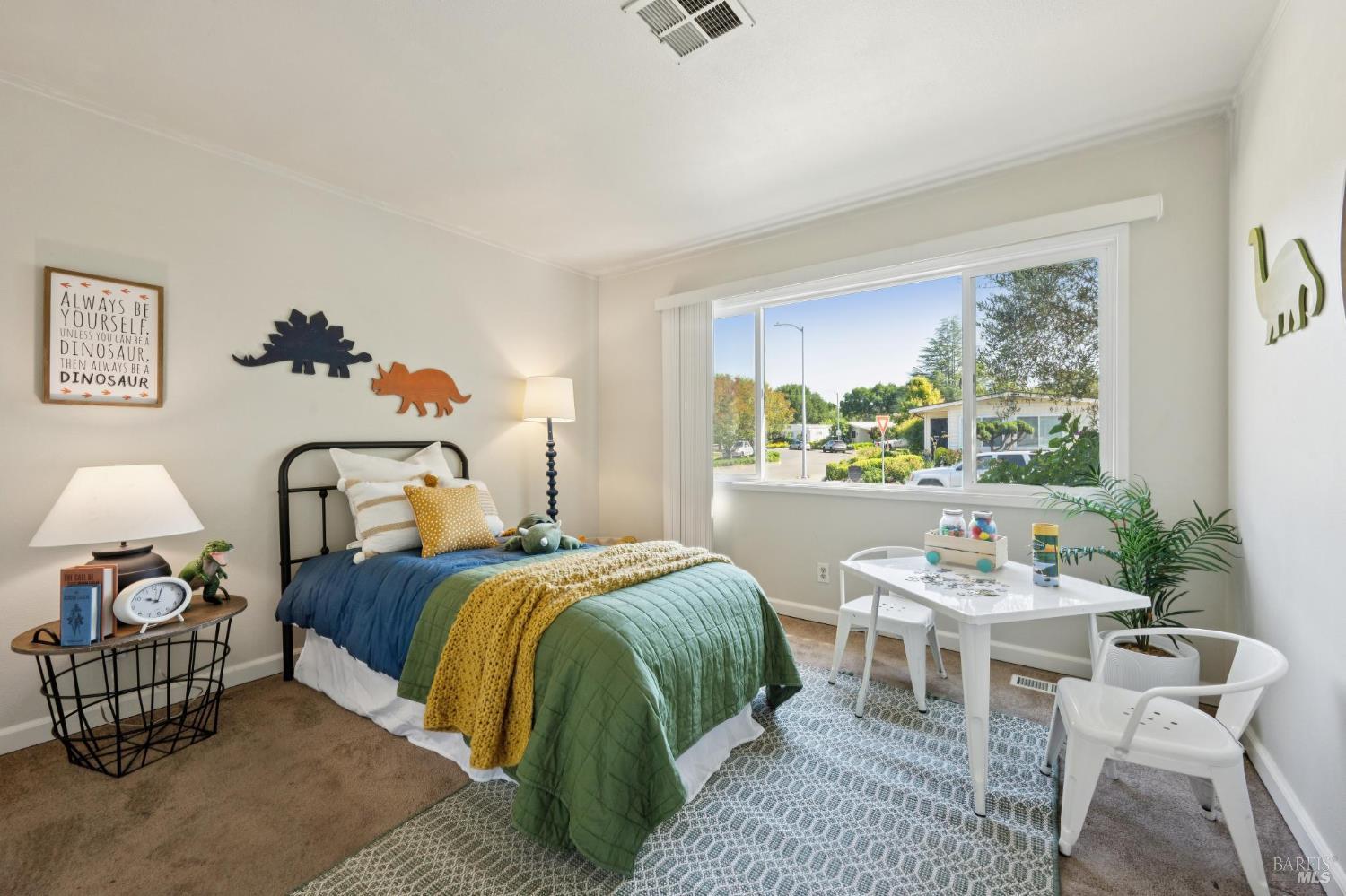 32 Charro Court Santa Rosa, CA 95401 - Photo 15 of 34