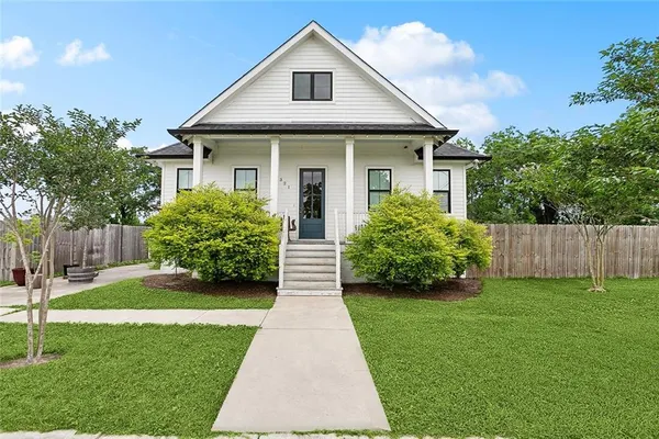 $325,000 | 2321 Mehle Street, Arabi, LA 70032