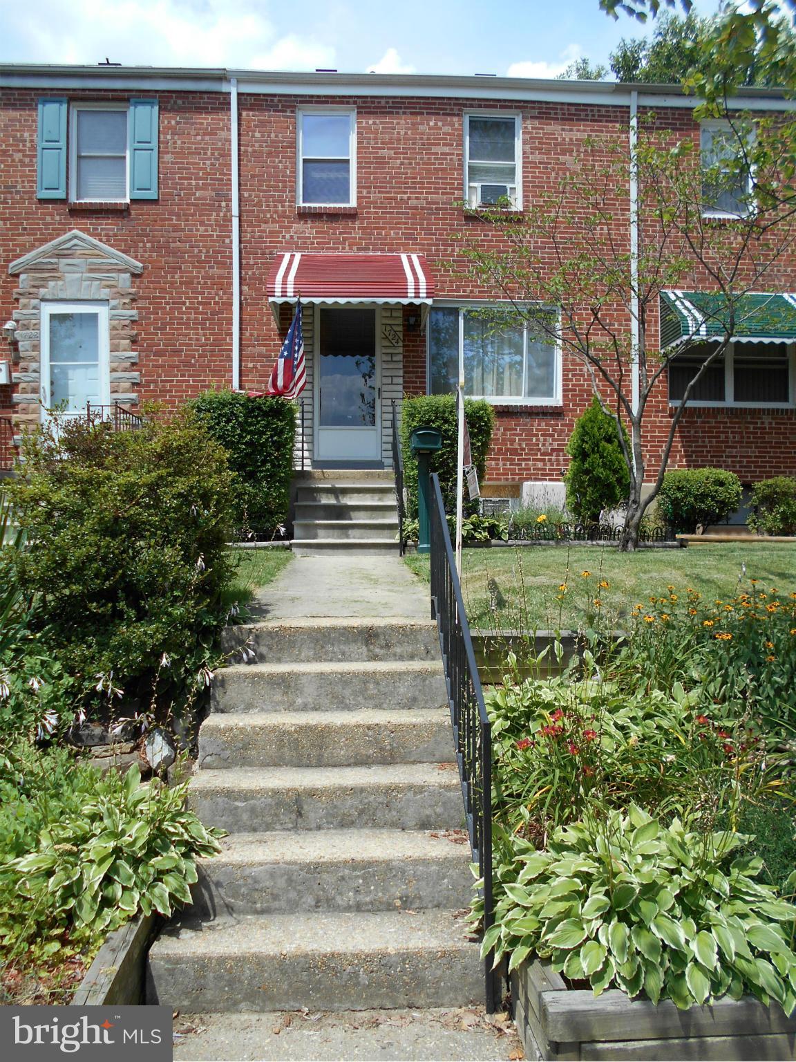 1724 Pin Oak Road Baltimore, MD 21234 - Photo 2 of 26 Exterior (Front)