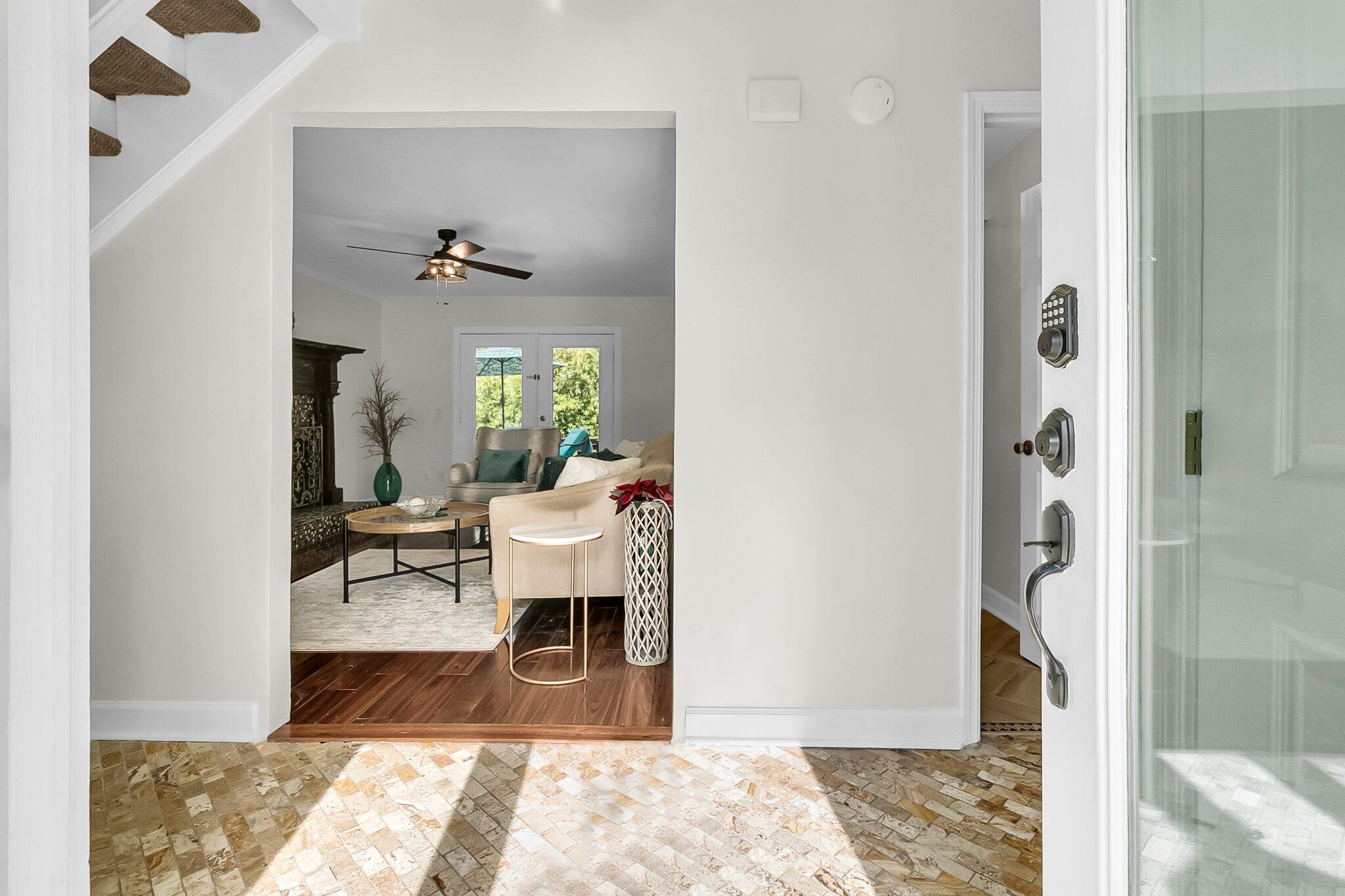 941 Law Lane Mount Pleasant, SC 29464 - Photo 22 of 90 CREM - 941 Law Ln-19