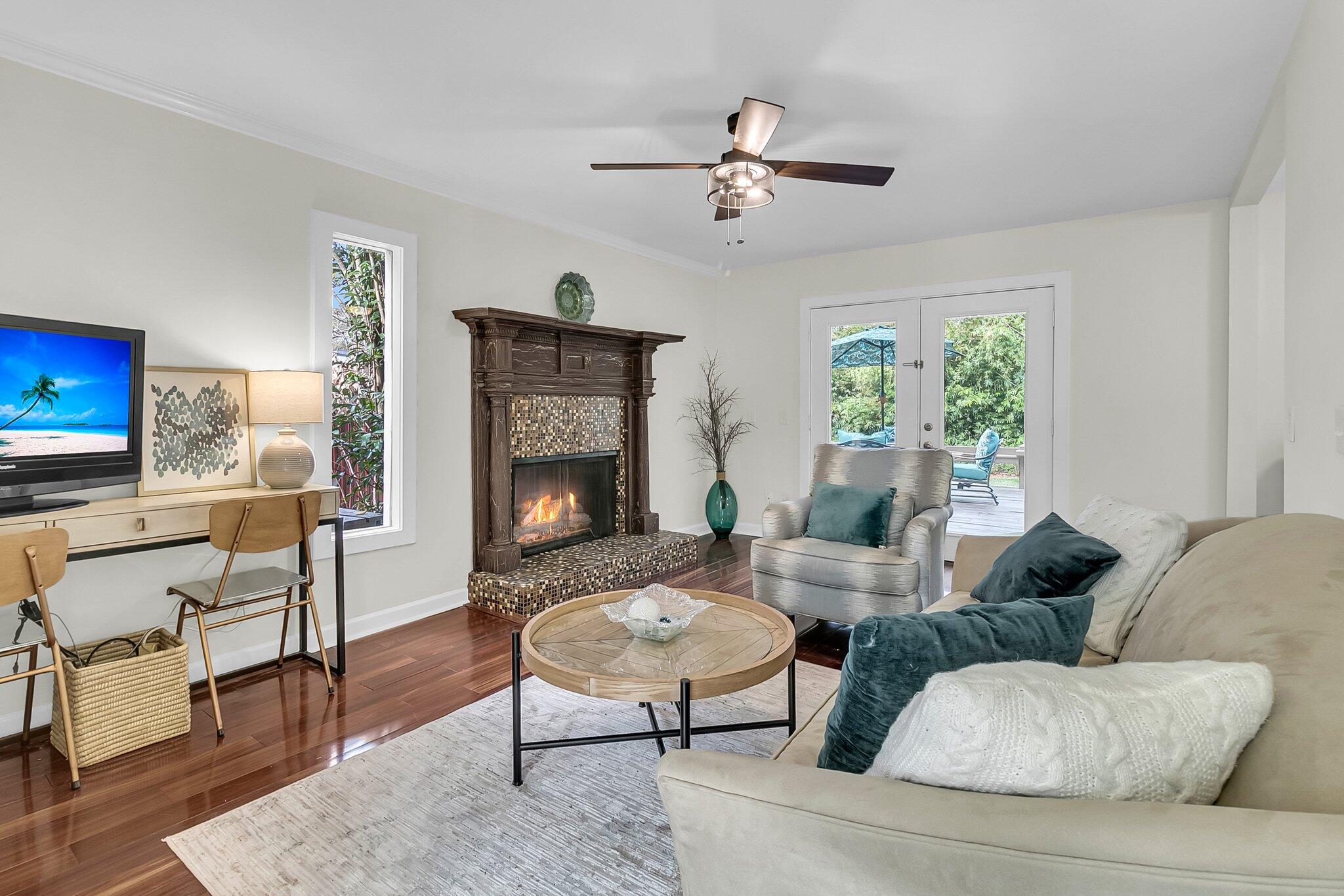 941 Law Lane Mount Pleasant, SC 29464 - Photo 36 of 90 CREM - 941 Law Ln-33