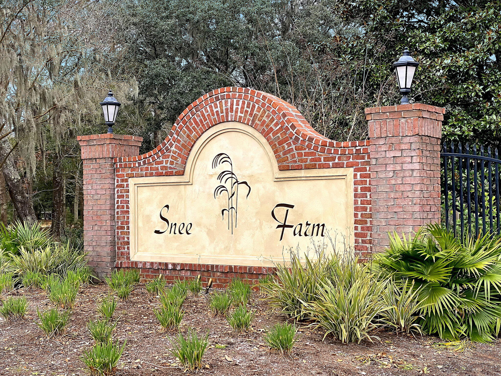 941 Law Lane Mount Pleasant, SC 29464 - Photo 77 of 90 CREM_Snee Farm - amenities_001