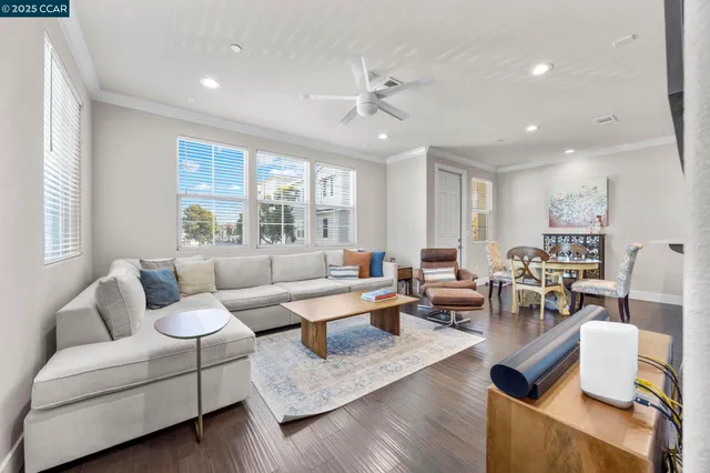 $635,000 | 702 Jetty Drive, Richmond, CA 94804