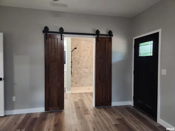 $450,000 | 14063 North Link Lane, Mount Vernon, IL 62864