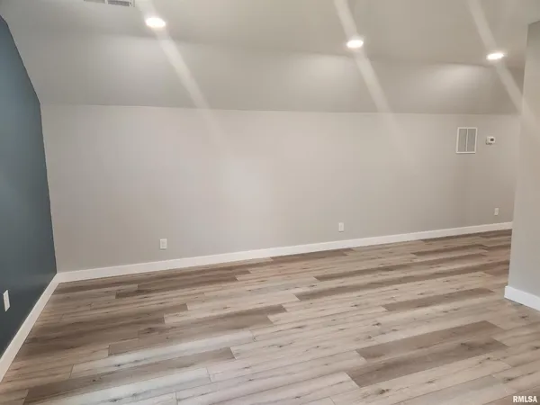 $450,000 | 14063 North Link Lane, Mount Vernon, IL 62864