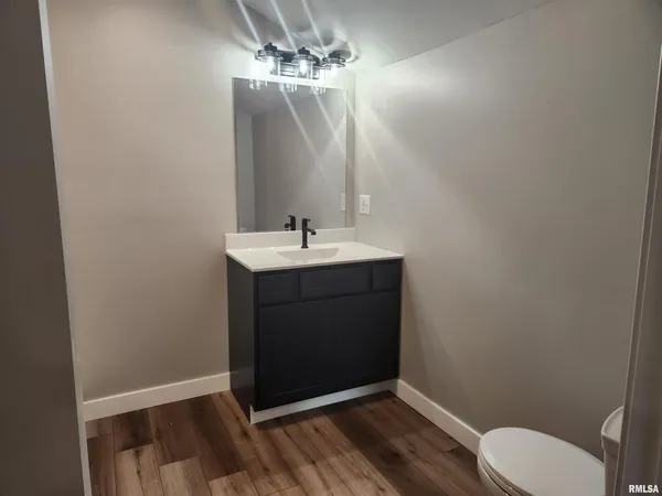 $450,000 | 14063 North Link Lane, Mount Vernon, IL 62864