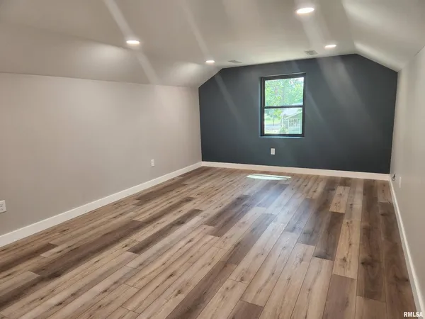 $450,000 | 14063 North Link Lane, Mount Vernon, IL 62864