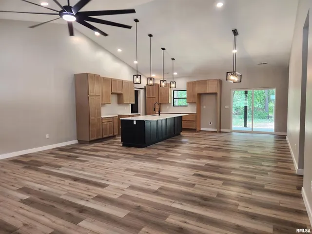 $475,000 | 14063 North Link Lane, Mount Vernon, IL 62864