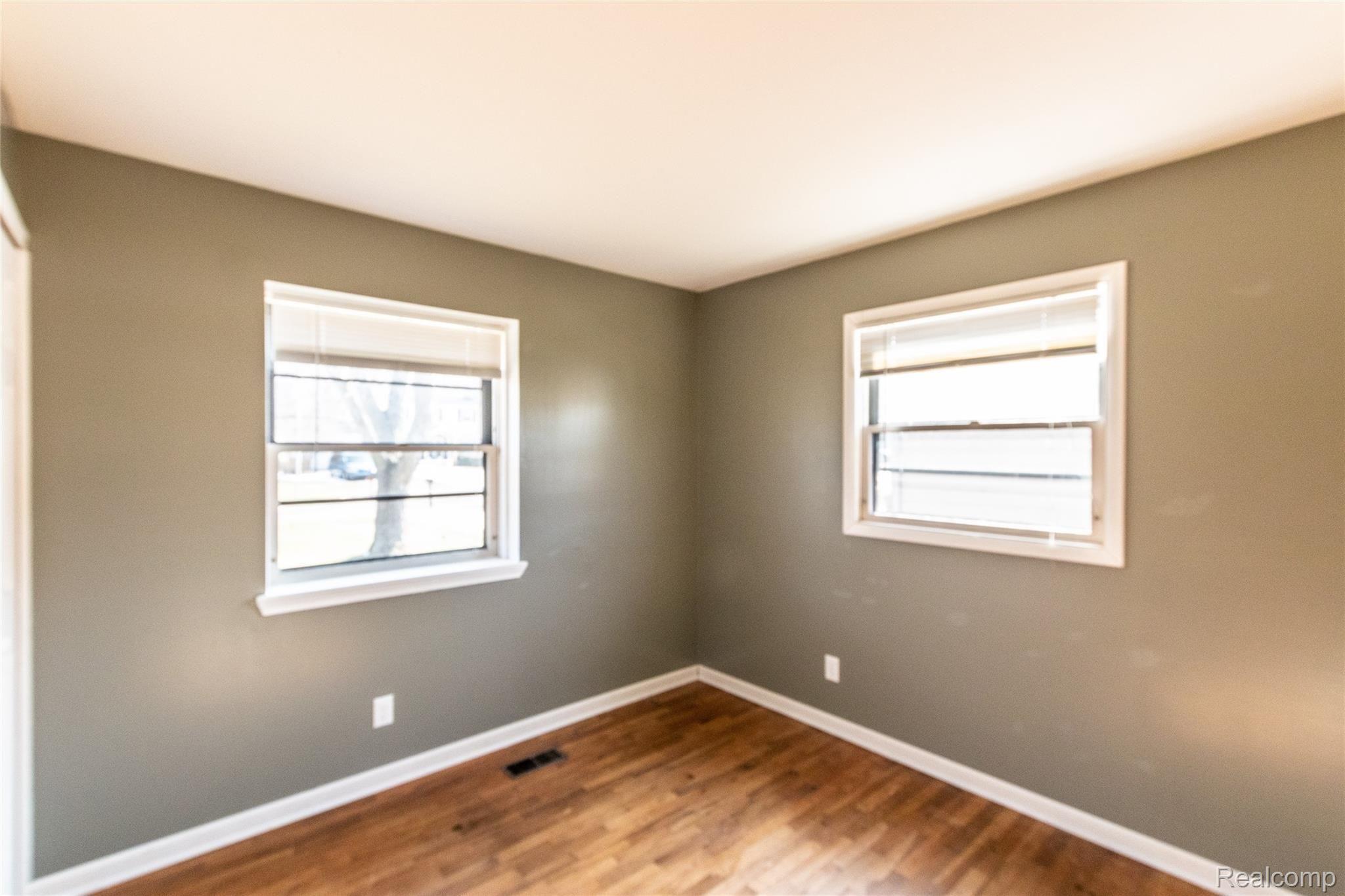 5317 Copley Square Road Grand Blanc, MI 48439 - Photo 22 of 32 20200223_5317 Copley Square_021.jpg