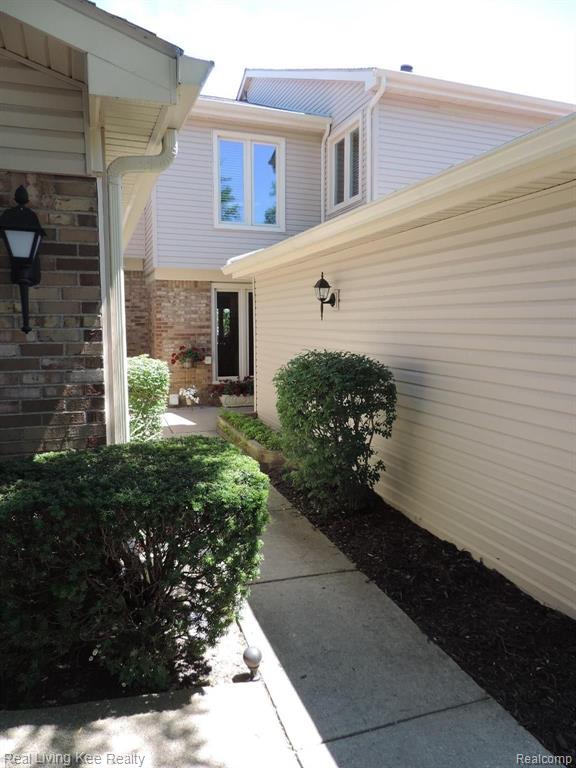 980 Golfview Court Rochester Hills, MI 48307 - Photo 43 of 43