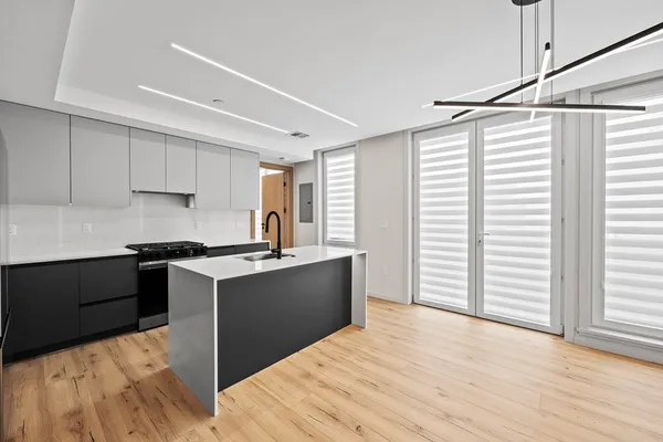 $3,350 | 1854 Dorchester Avenue, Unit 303, Boston, MA 02124