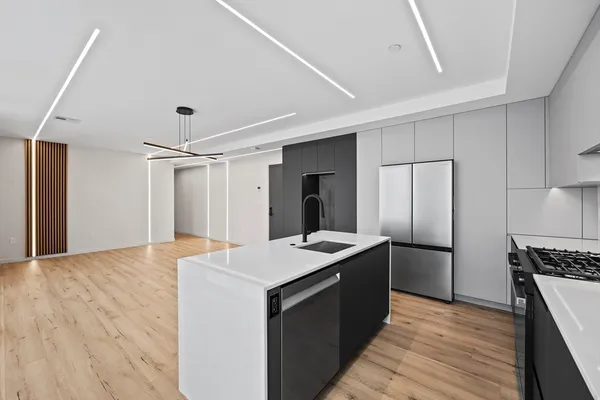 $3,350 | 1854 Dorchester Avenue, Unit 303, Boston, MA 02124