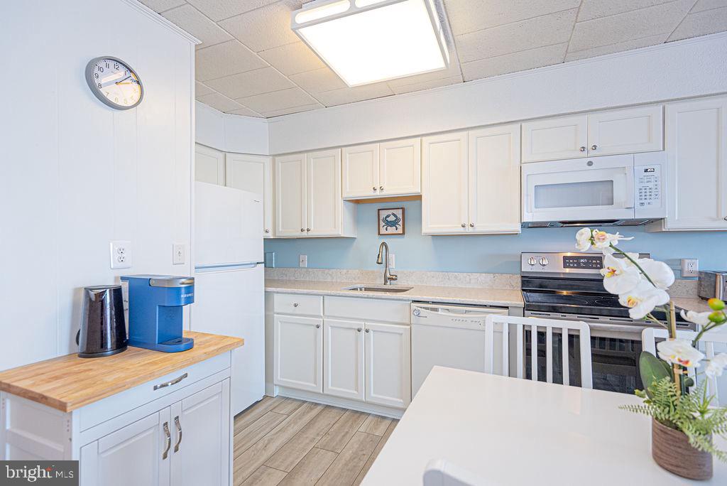 745 Mooring Road, Unit 105 Ocean City, MD 21842 - Photo 12 of 47 Kitchen