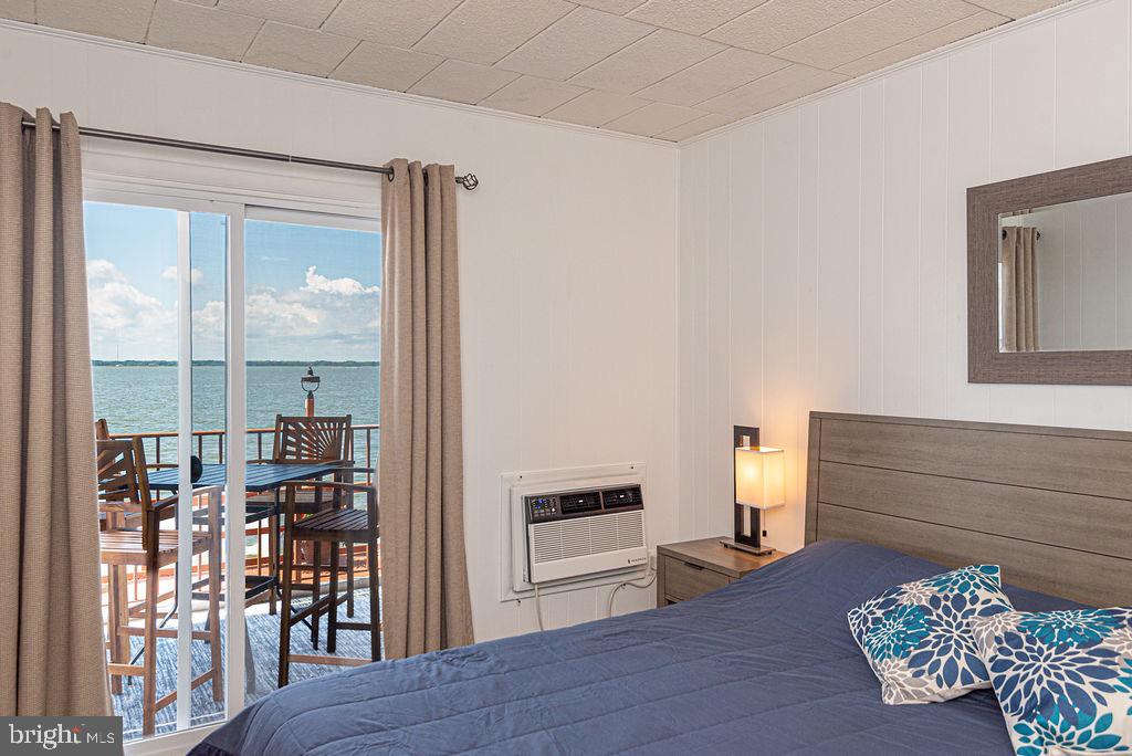 745 Mooring Road, Unit 105 Ocean City, MD 21842 - Photo 17 of 47 Primary Bedroom