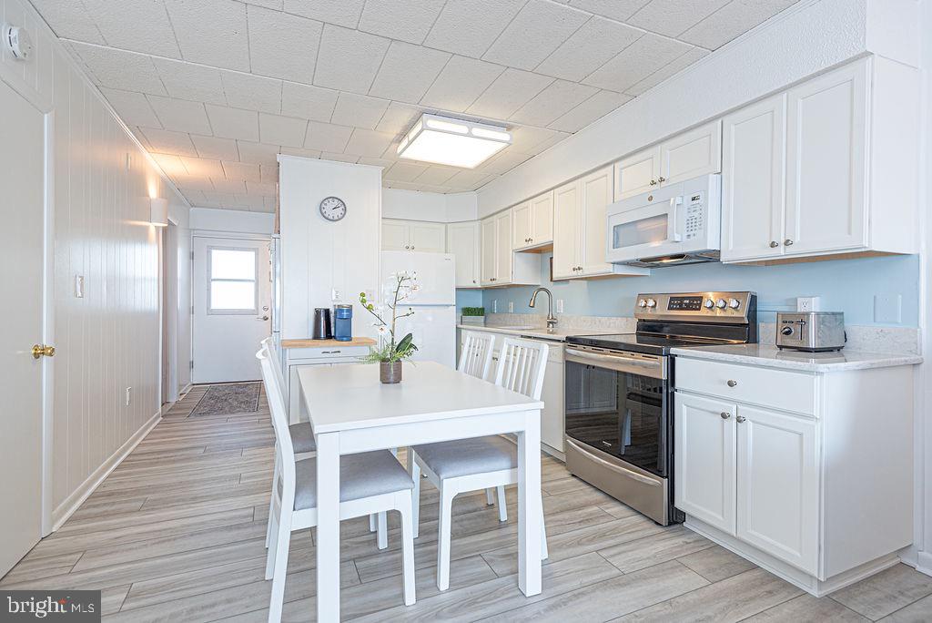 745 Mooring Road, Unit 105 Ocean City, MD 21842 - Photo 8 of 47 SS Appliances
