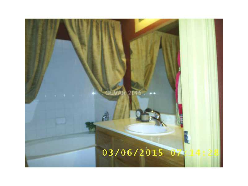 7302 Dicentra Road Las Vegas, NV 89113 - Photo 10 of 23 Guest Bathroom.