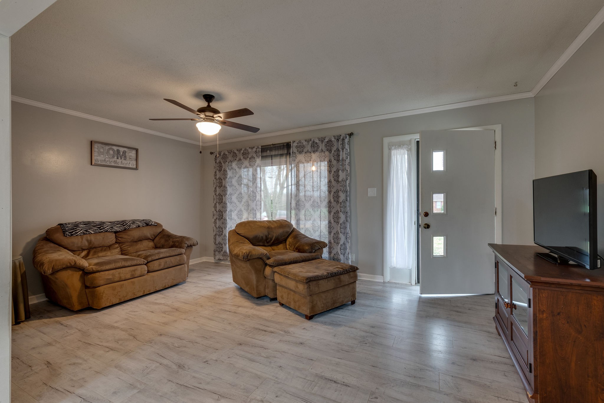 1641 Caughran Road Lewisburg, TN 37091 - Photo 4 of 24 Gallery Image 4