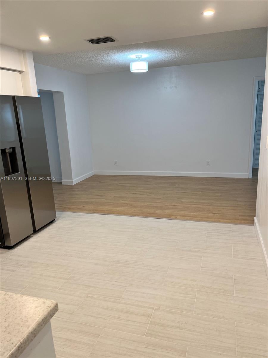 4233 Washington Street Hollywood, FL 33021 - Photo 3 of 18