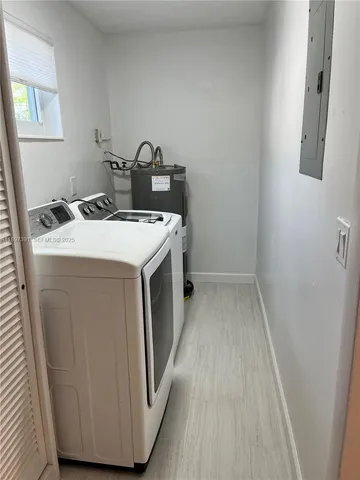 $599,000 | 4233 Washington Street, Hollywood, FL 33021