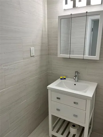 $599,000 | 4233 Washington Street, Hollywood, FL 33021