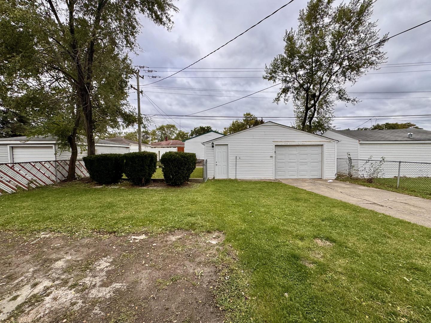 17318 Walter Street Lansing, IL 60438 - Photo 21 of 26