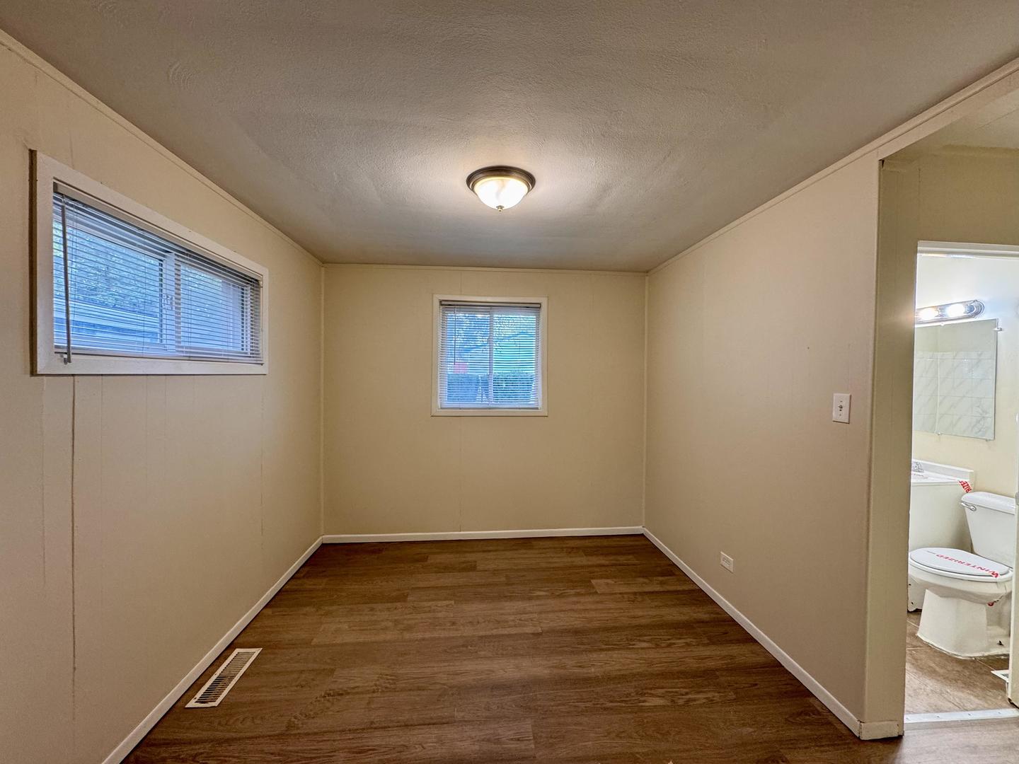 17318 Walter Street Lansing, IL 60438 - Photo 7 of 26