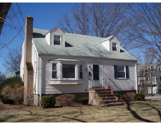 27 Sycamore Road Melrose, MA 02176 - Photo 1 of 7 Gallery Image 1