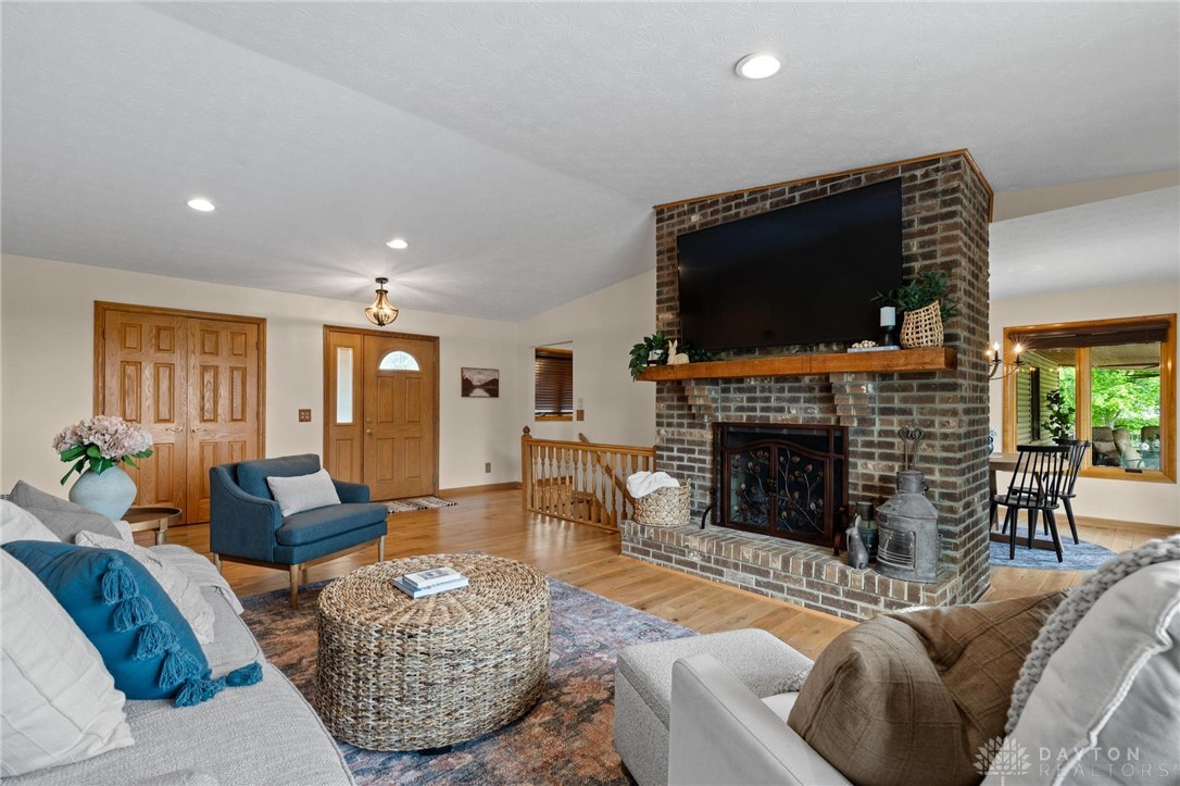 1569 Kirby Road Lebanon, OH 45036 - Photo 8 of 48